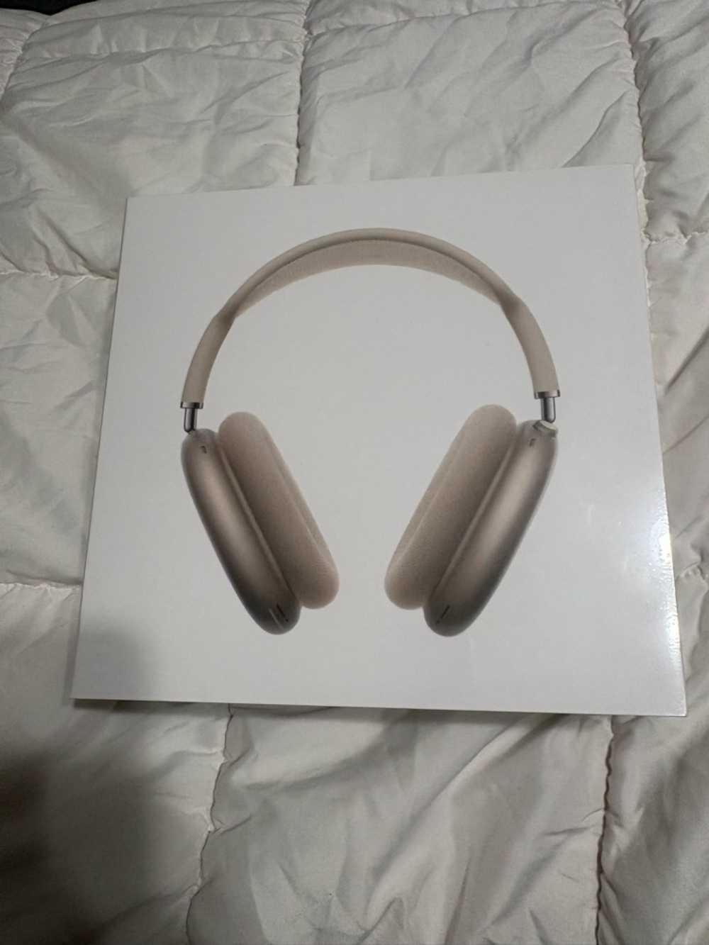 Apple AirPods Max in Beige/Sand
